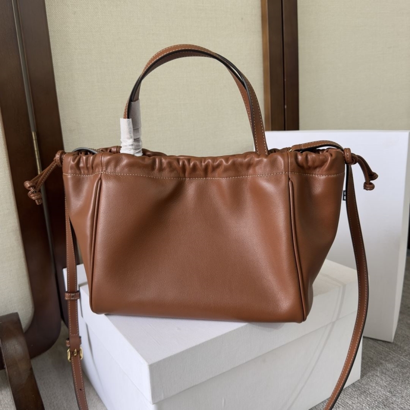 Ce1i*e cabas bags